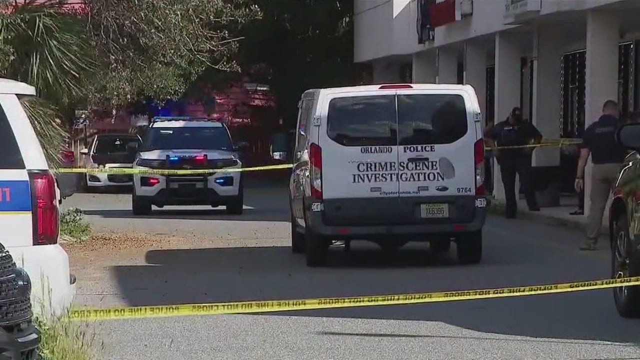 Woman killed by husband in deadly shooting outside Orlando shopping complex, police say