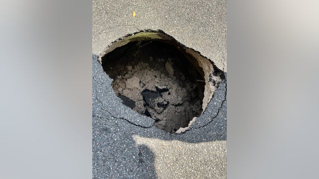 Sinkhole in Mount Dora prompts officials to caution drivers
