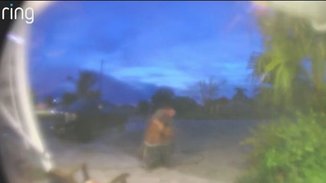 Florida man finds intruder in his home, tackles him as he tries to run away