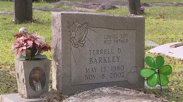 Volusia County sheriff's detectives trying to close 22-year-old cold case