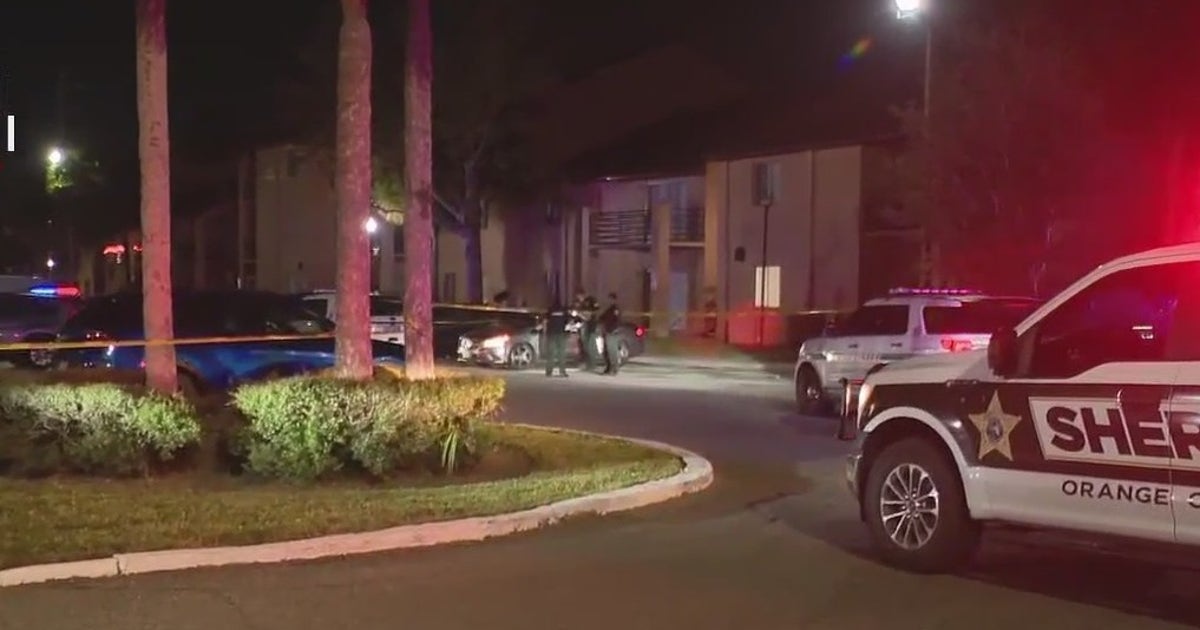 Orange County deputies investigate late-night shooting at condominium ...