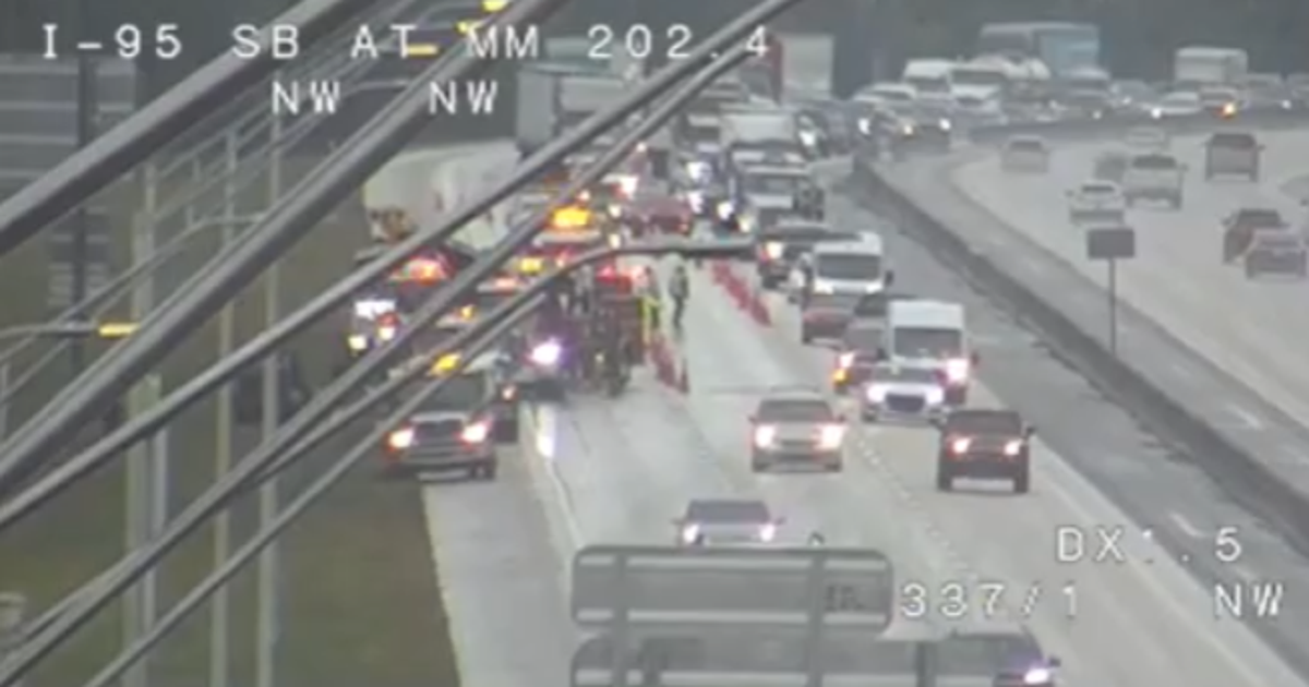 Vehicle fire causes traffic backup on I-95 southbound, 2 lanes expected ...
