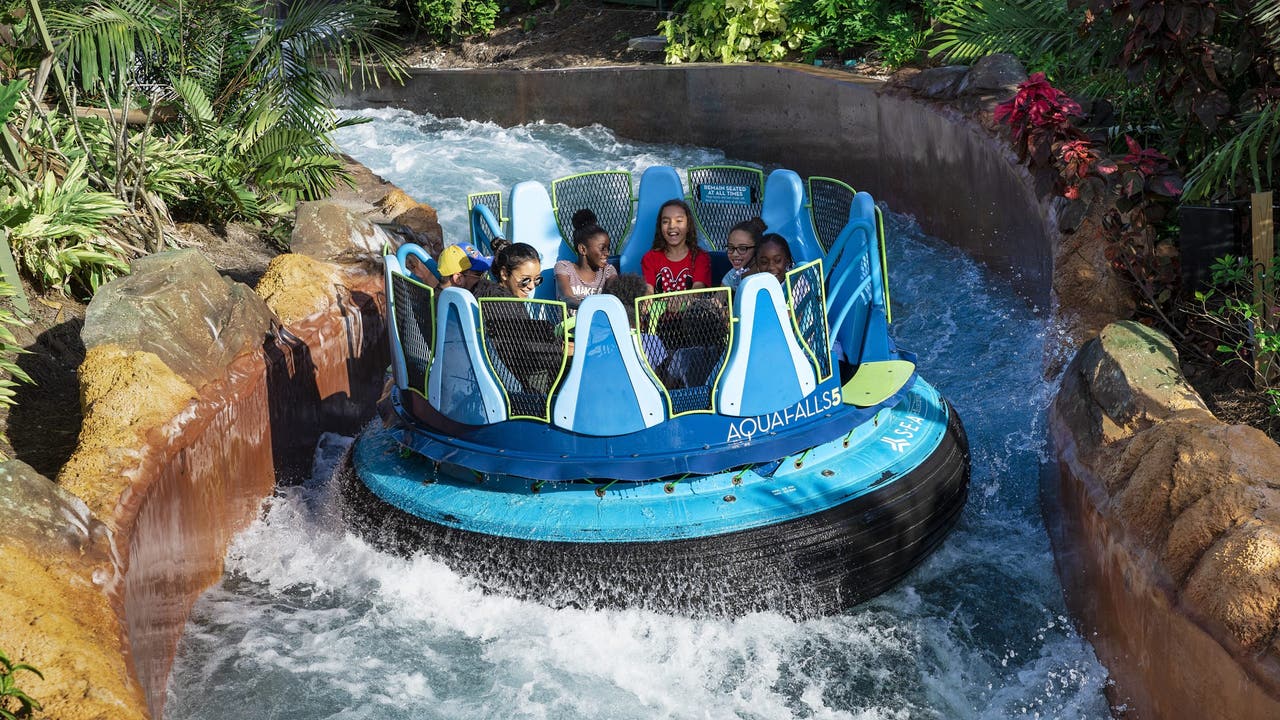 Florida kids get free SeaWorld, Busch Gardens, and water park