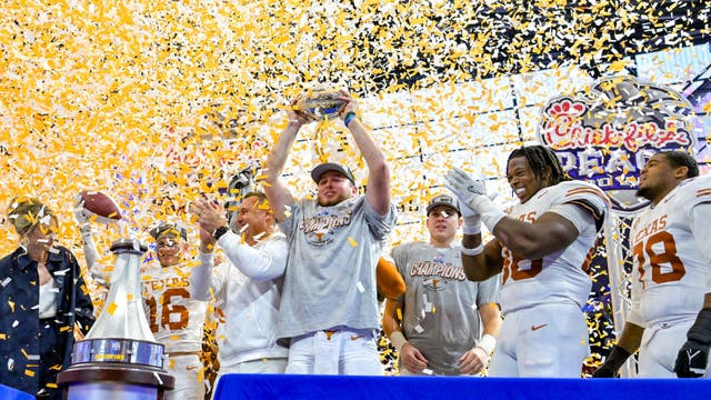 Texas avoids huge upset, beats Arizona State 39-31 in double overtime in Peach Bowl