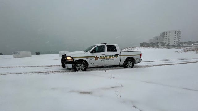 Florida power outages: Thousands of households impacted by winter system