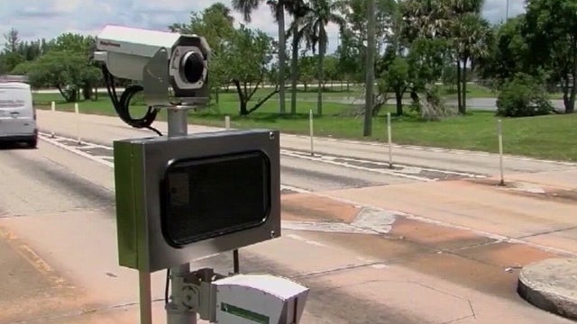 Scammers target Floridians with fake SunPass texts, experts warn
