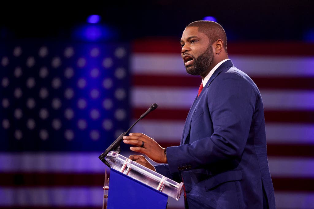 Rep. Byron Donalds, with Trump endorsement, says he’s running for Florida governor