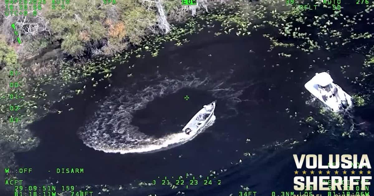 VIDEO: Dramatic rescue of Florida man found unconcious on spinning boat ...