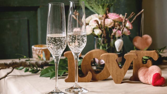 6 Florida restaurants among the best for romance for 2025: study