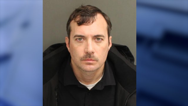 Florida man poses as immigration officer at Orlando apartments to check for undocumented residents: affidavit