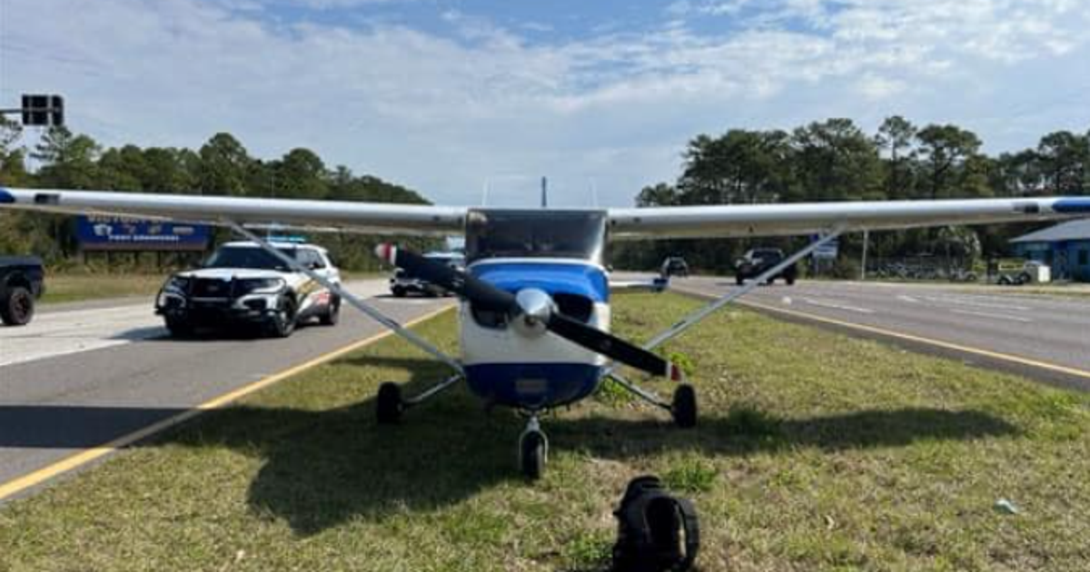 Small plane has engine failure, makes emergency landing in Volusia ...