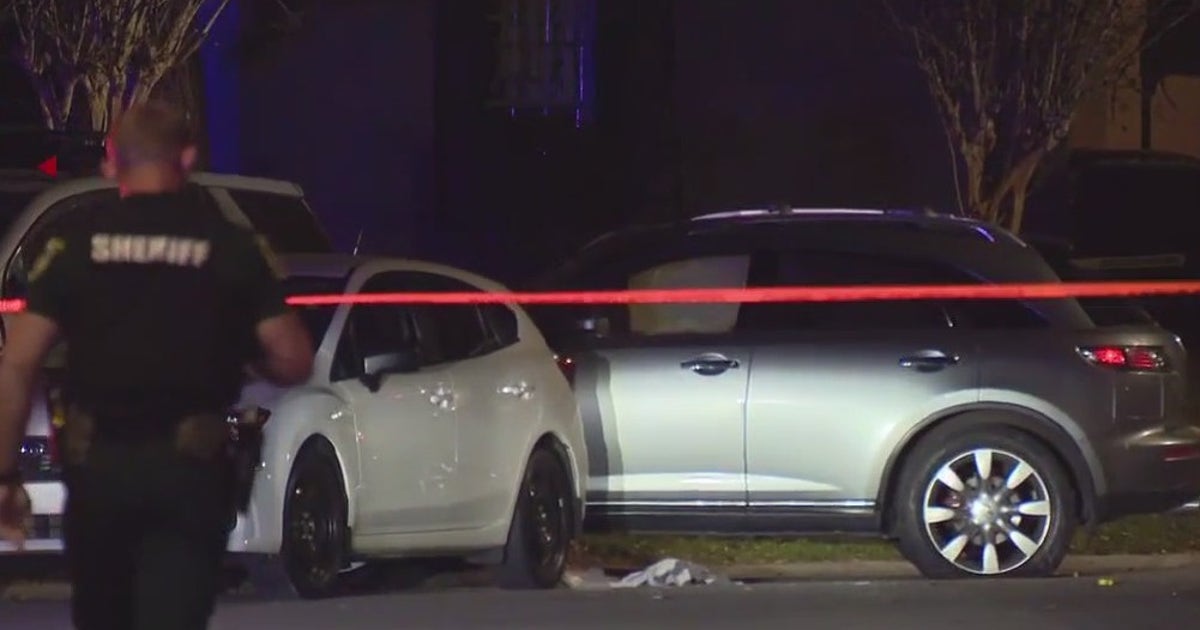 Teen killed in deadly shooting in Orange County neighborhood: Deputies ...