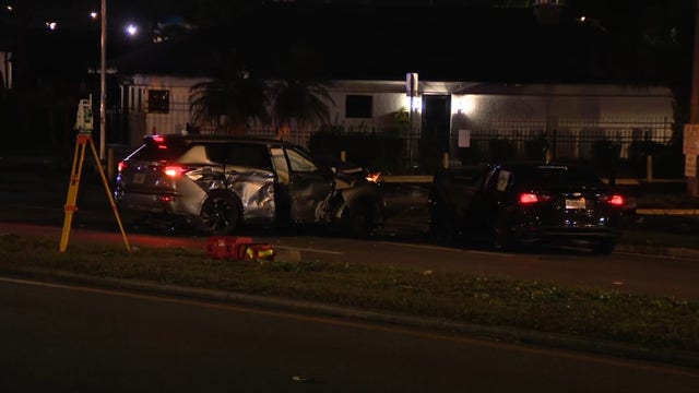 Stolen car with 7 teens inside crashes after multi-county chase in Orange County: deputies