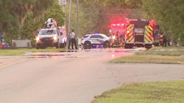 3 Winter Garden police officers hospitalized after house fire, officials say