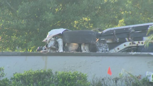 1 dead, 1 hurt in Orlando crash after SUV runs off road, strikes wall: FHP