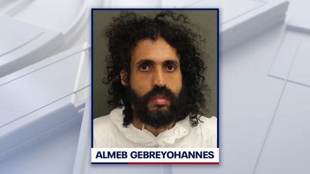 Son arrested in deadly stabbing of father inside Orlando home, police say