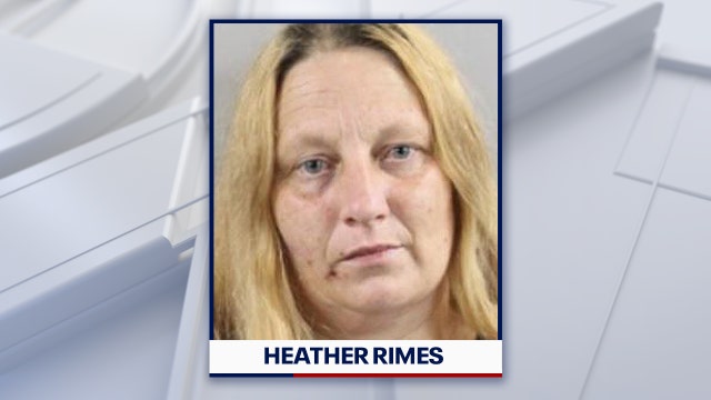 Woman driving under influence had child in backseat, no driver's license: Sheriff's office