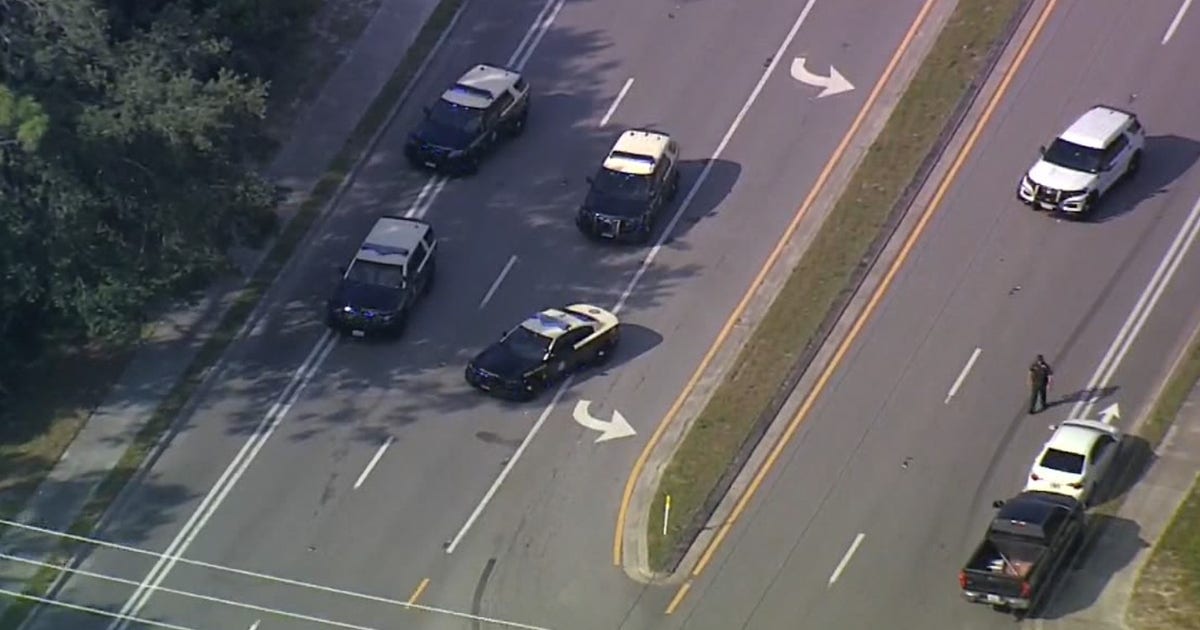 1 dead, 1 hurt in motorcycle crash in Osteen, troopers say | FOX 35 Orlando