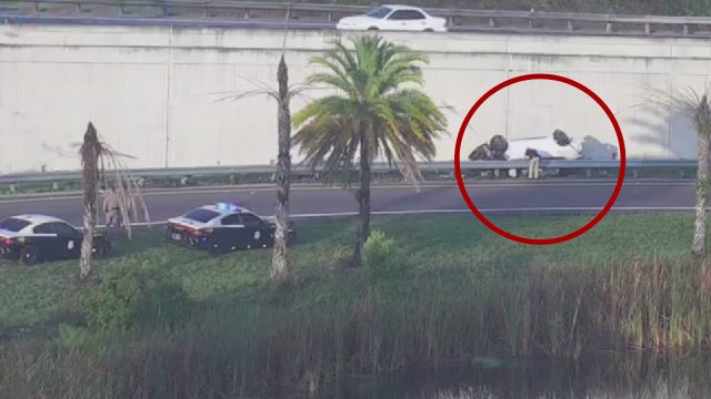 Man killed crossing I-4 after initially surviving crash; troopers search for driver