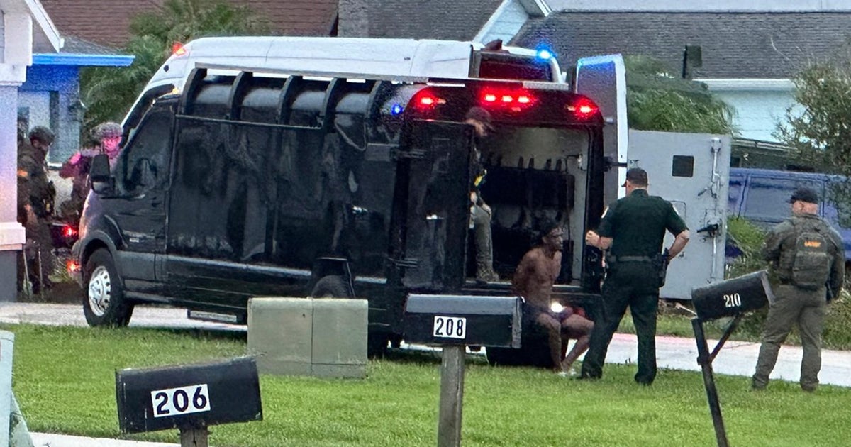 Kissimmee armed robbery suspect arrested in SWAT raid | FOX 35 Orlando