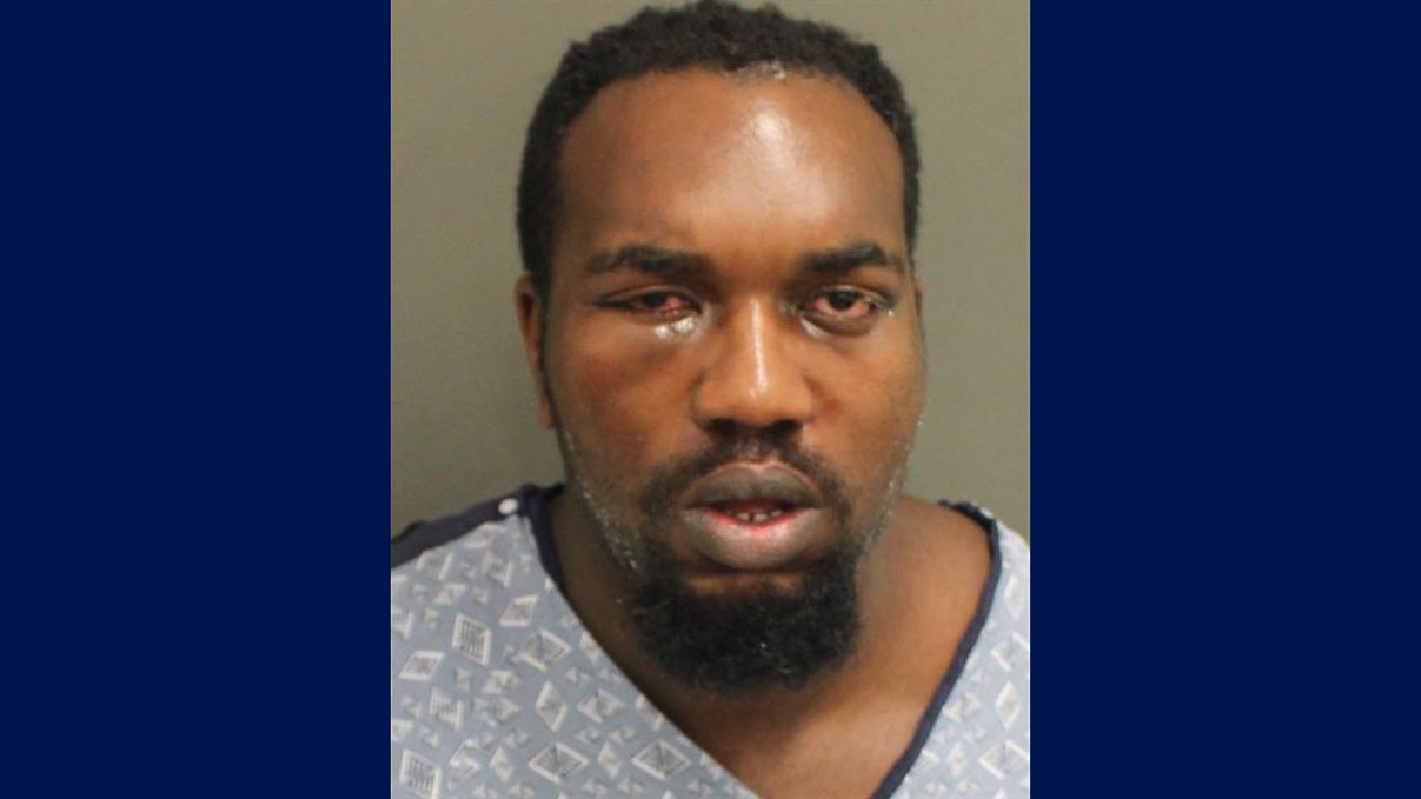 Florida man attacks officer after refusing to pay restaurant bill, police say