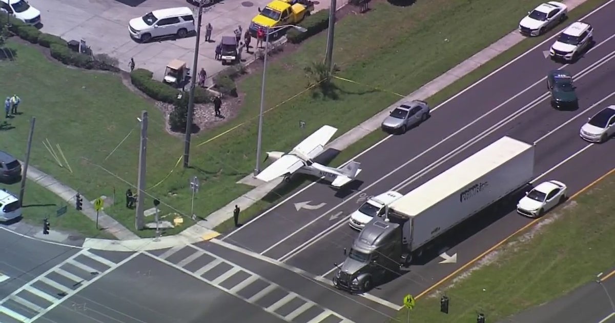 Plane makes emergency landing on Florida road: officials | FOX 35 Orlando