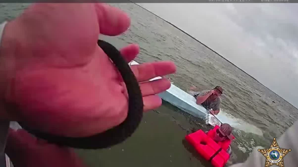 Lee County deputies rescue 2 men after boat capsizes in Pine Island Sound