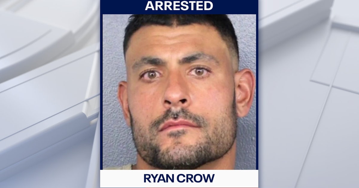 Miami Dolphins linebackers coach placed on leave after domestic battery ...