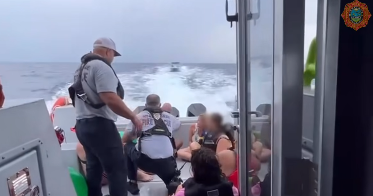 8 rescued from Florida waters after sinking boat runs low on fuel in ...