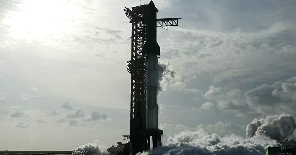 SpaceX ends Falcon 9 Starlink launches from Florida as Starship era begins