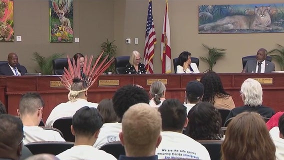 Orange County commissioners ratify ICE agreement with 5-2 vote to transport detainees to 'Alligator Alcatraz'