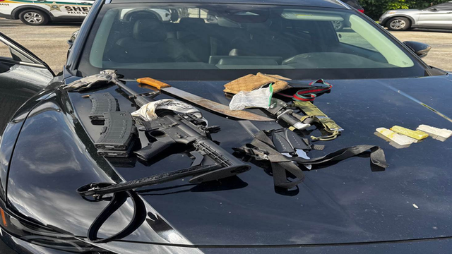 Florida man arrested with fully loaded AR-15 and knives outside airport frequented by Trump, officials say