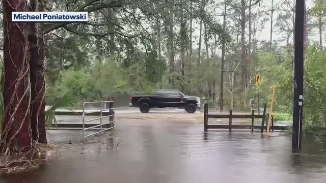 Port Orange residents call for action after flooding damages homes, cars