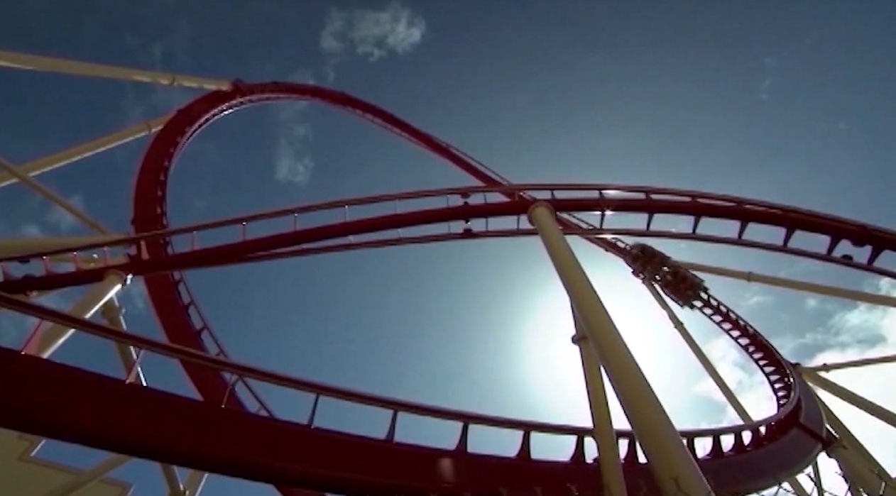 Universal Orlando's Hollywood Rip Ride Rockit coaster catches fire