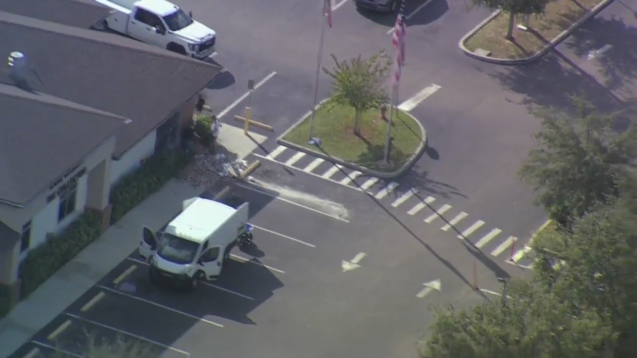 Police: Vehicle crashes into Lake County Tax Collector's office