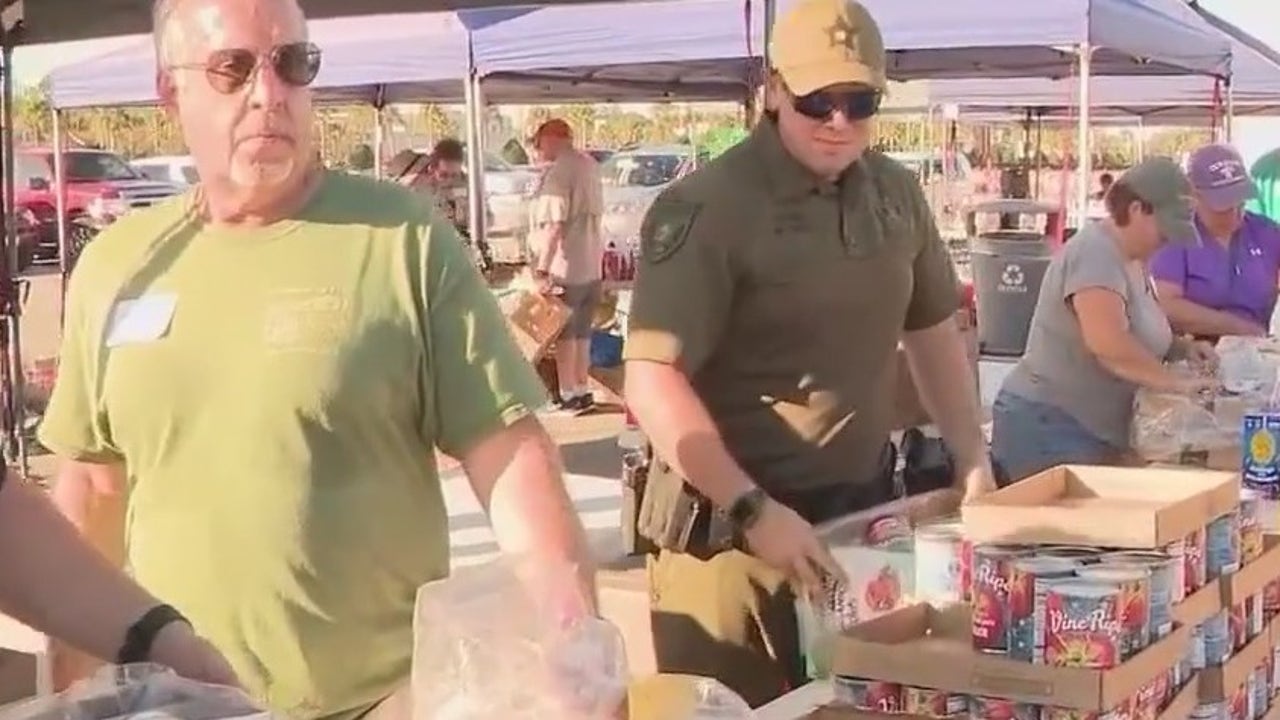 Volunteers hand out food to Volusia County families amid SNAP freeze