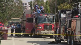 1 rescued, 5 people 3 cats displaced from Orlando duplex fire