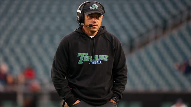 Florida Gators hire Jon Sumrall as football head coach