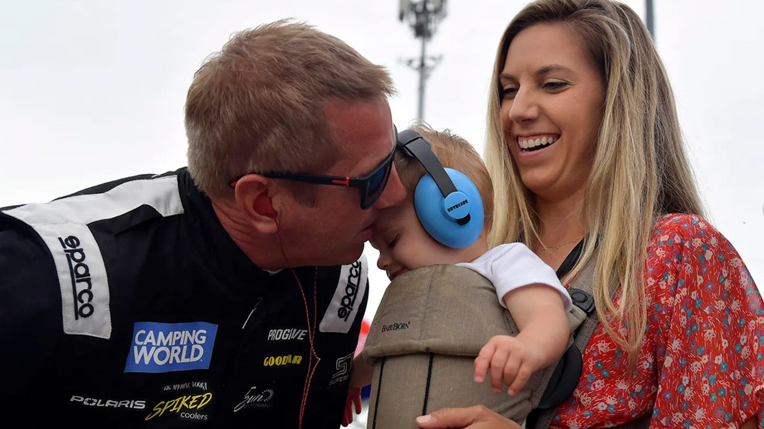 Investigation details released in 10-minute flight, crash killing NASCAR's Greg Biffle and 6 more