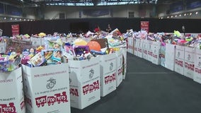 Disney Ultimate Toy Drive brings holiday cheer to Central Florida families
