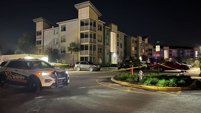 Suspect shot, killed following hours-long standoff at Osceola County apartment, deputies say