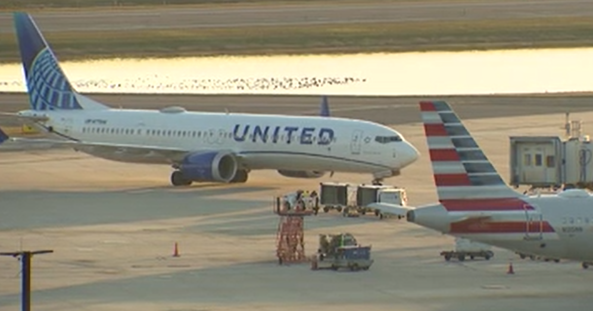 United flight suffers ‘mechanical issue’ landing at Orlando airport; groundstop issued