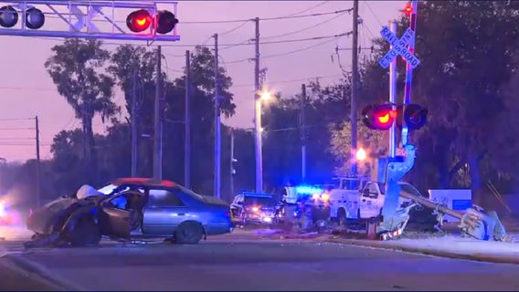 Deadly crash shuts down part of State Road 15 in DeLand