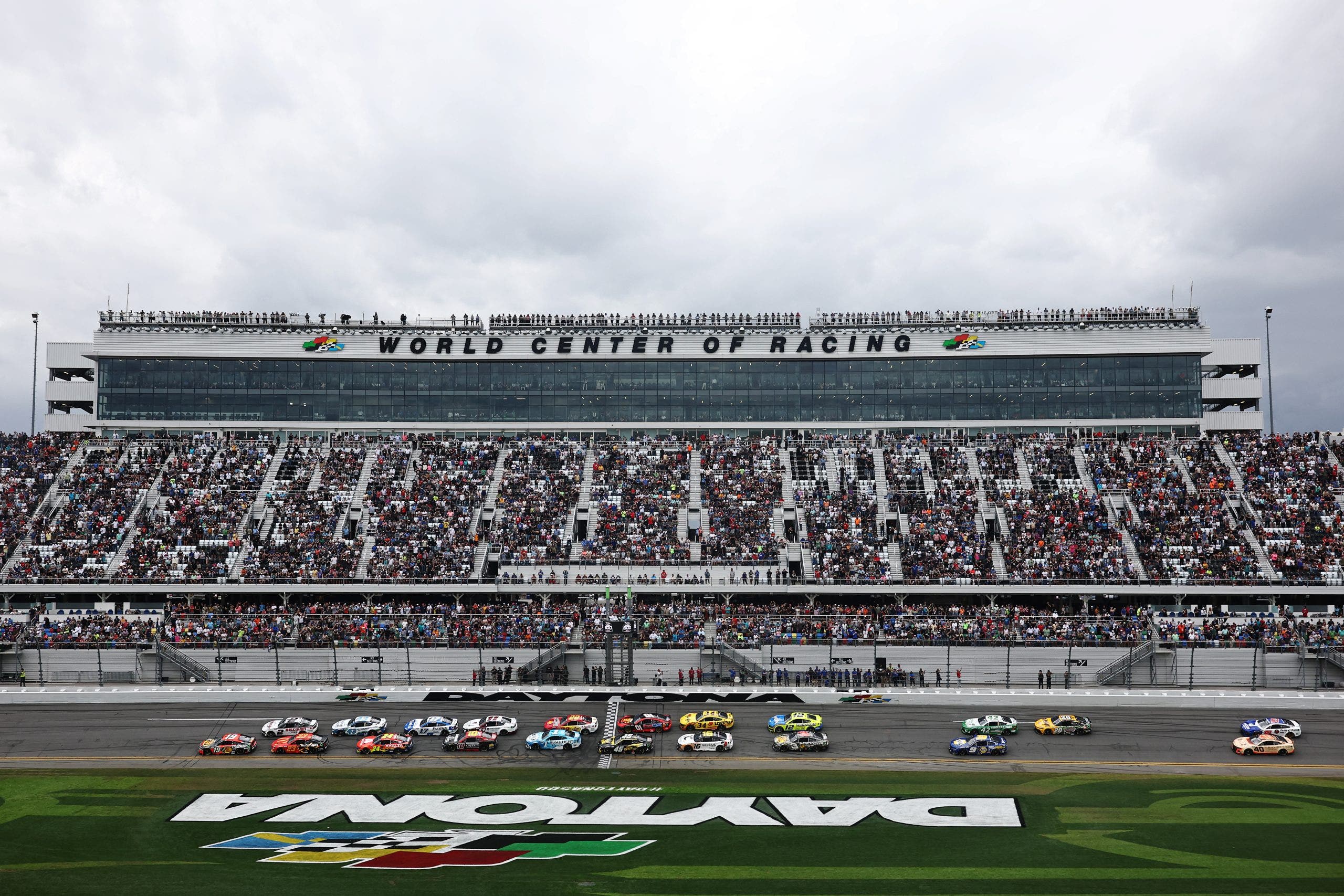 NASCAR:  Daytona 500 start time moved up 1 hour due to weather threat