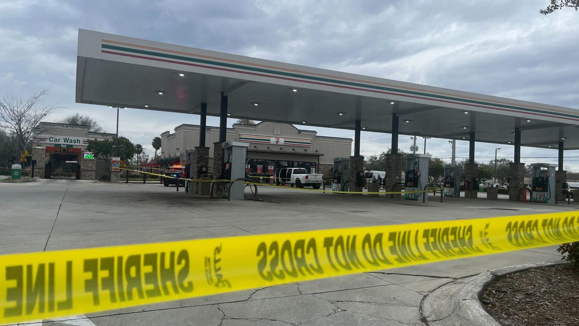 1 hurt in Sanford 7-Eleven shooting: Police launch investigation