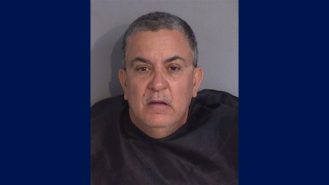 Osceola man arrested for impersonating police officer, deputies say