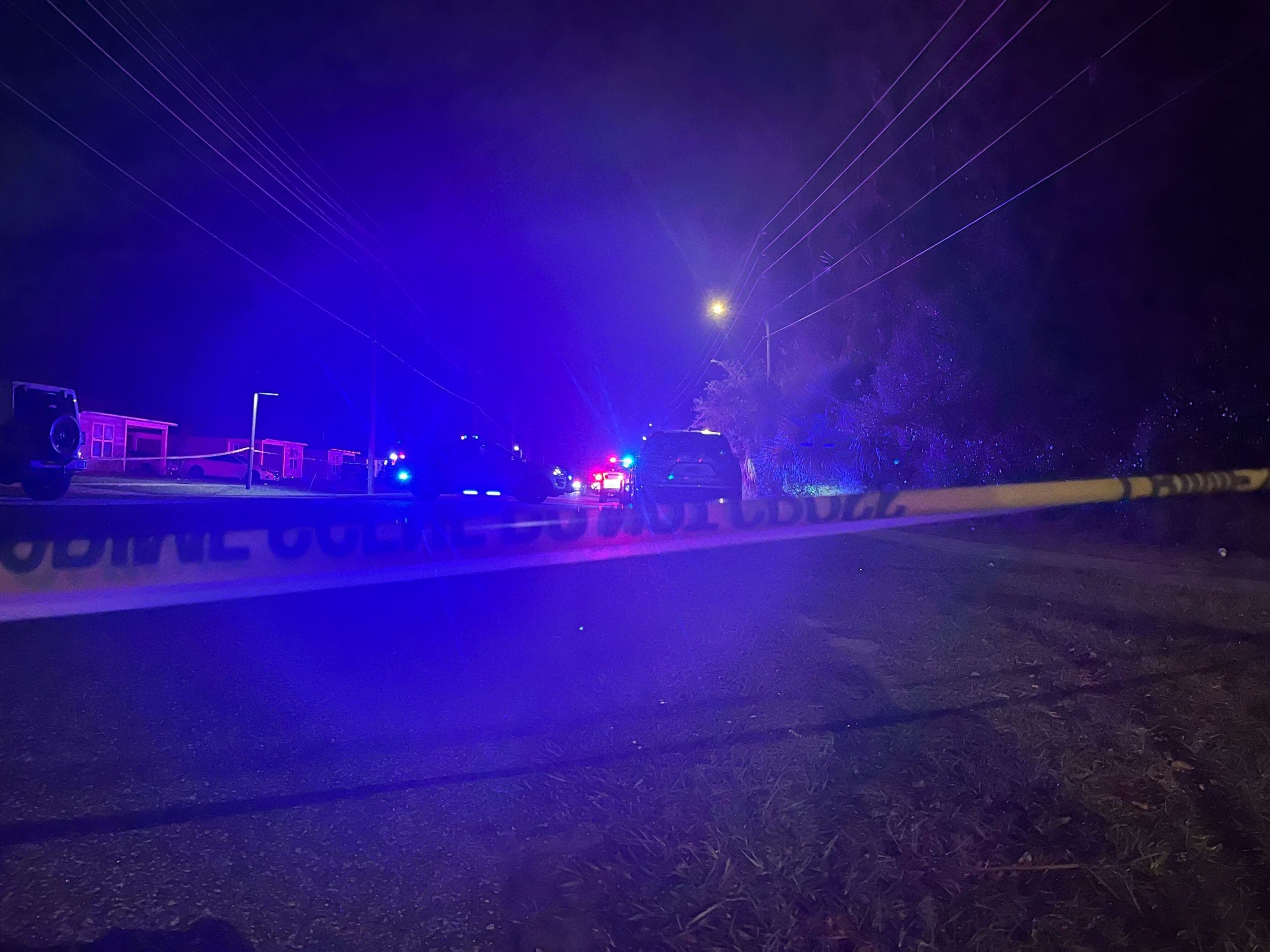 1 dead, 3 hurt after shooting in Apopka neighborhood; Orange County deputies investigate