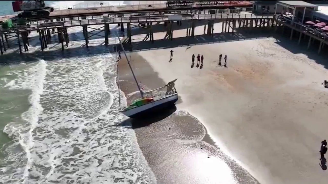 Grounded sailboat to be removed from Flagler Beach shoreline