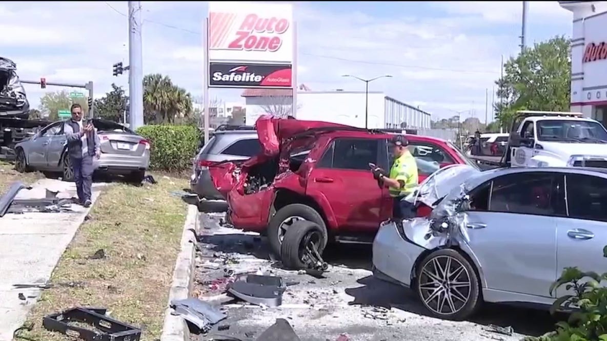 Wild crash in Osceola County sends 3 to hospital, leaves 6 cars damaged