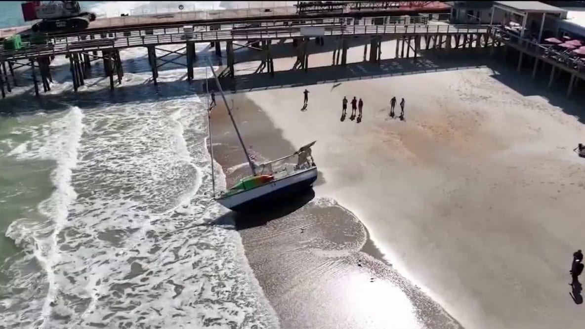 Grounded sailboat to be removed from Flagler Beach shoreline